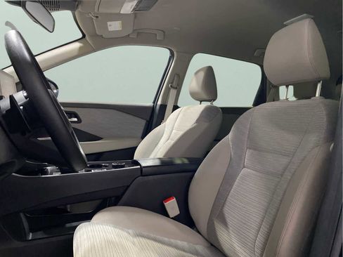 Used 2023 Nissan Rogue SV image 23