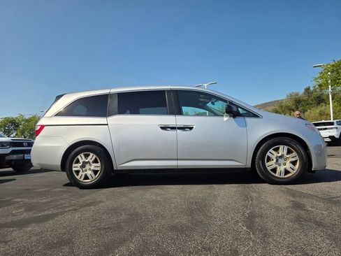 Used 2013 Honda Odyssey LX image 6