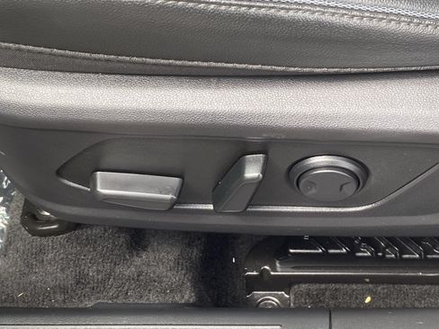 Used 2024 Hyundai Tucson Limited AWD/4WD image 19