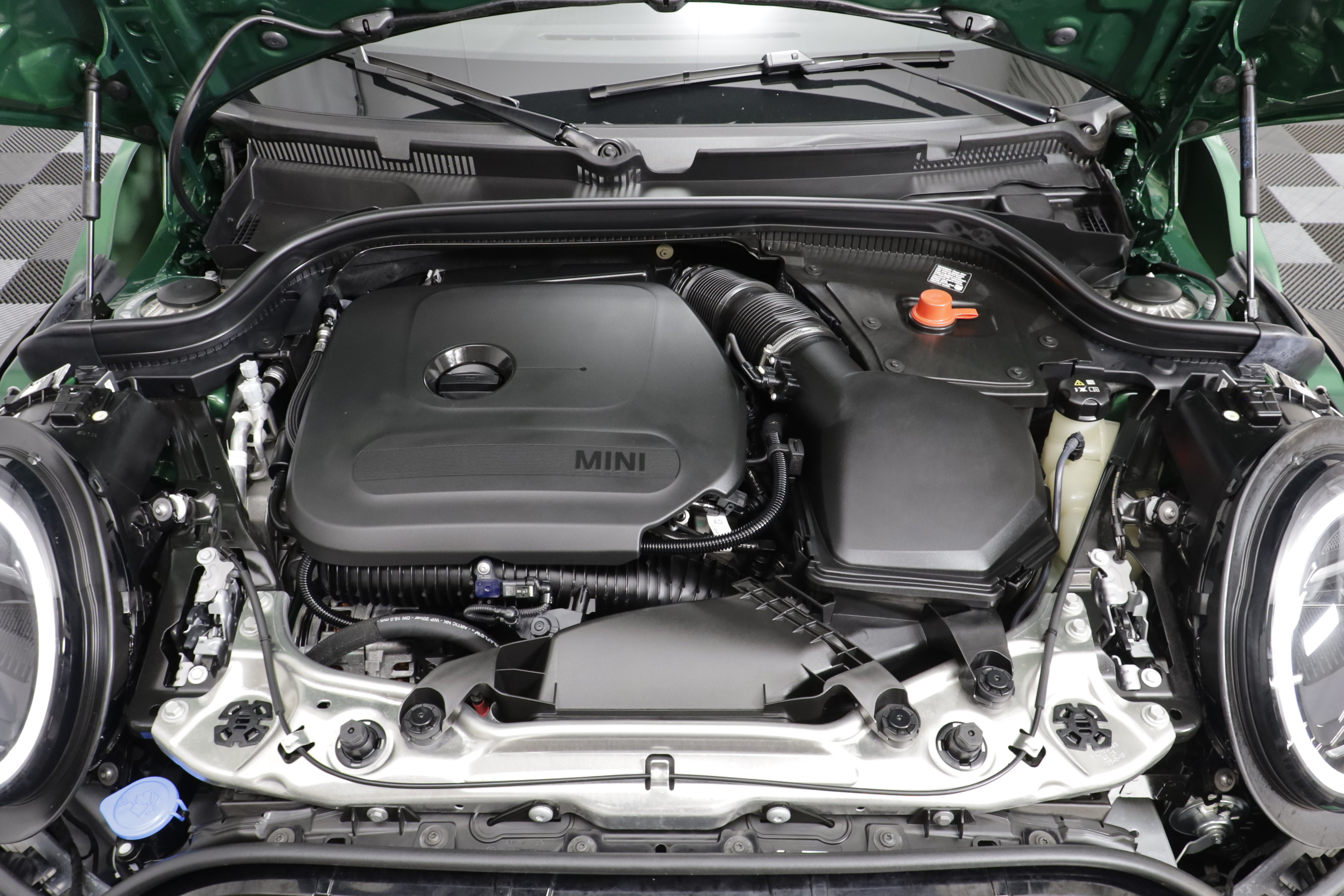 Certified 2026 MINI Cooper 2-Door Hardtop FWD image 22