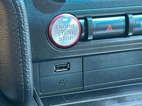 Used 2019 Ford Mustang GT RWD image 23
