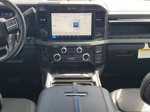 New 2026 Ford F450 Platinum w/ FX4 Off-Road Package image 12