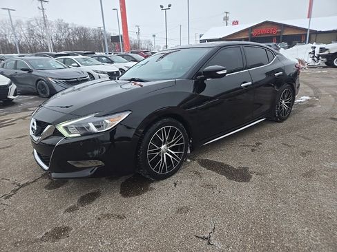 Used 2017 Nissan Maxima Platinum w/ Medallion Package image 3