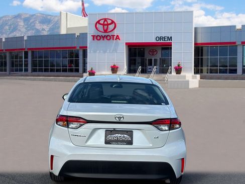 Used 2024 Toyota Corolla LE FWD image 4
