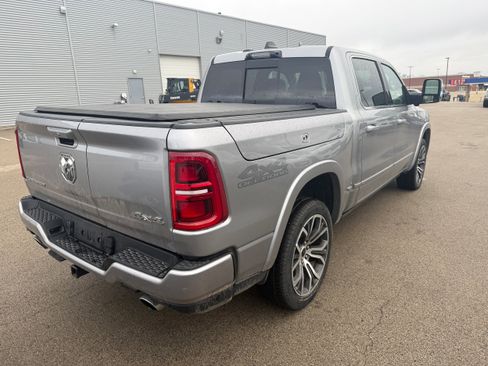 Certified 2025 RAM 1500 Tungsten w/ Off Road Group AWD/4WD image 6