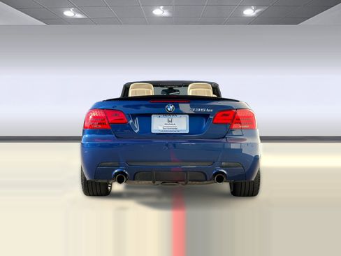 Used 2011 BMW 335is Convertible image 9