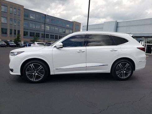 Certified 2025 Acura MDX w/ Advance Package AWD/4WD image 5