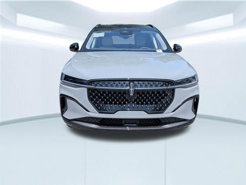 New 2026 Lincoln Nautilus Reserve w/ Jet Appearance Package AWD/4WD image 11