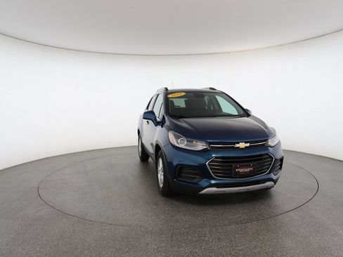 Used 2019 Chevrolet Trax LT w/ LT Convenience Package image 29
