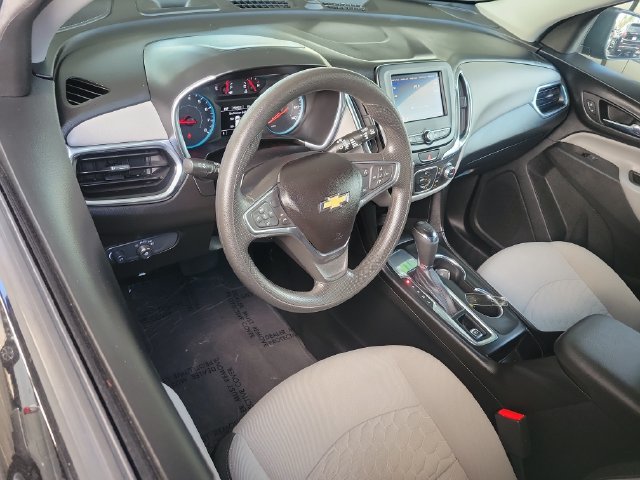 Used 2020 Chevrolet Equinox LS w/ LS Convenience Package FWD image 6