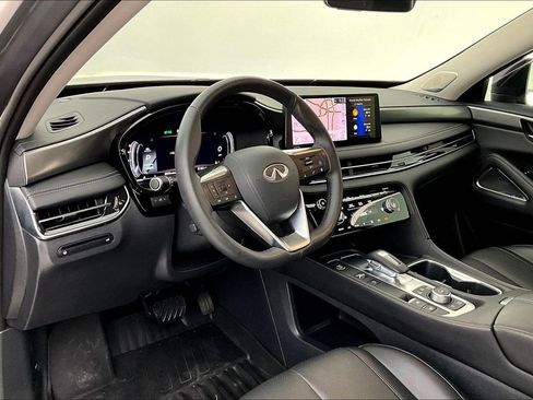 Certified 2025 INFINITI QX60 Luxe image 17
