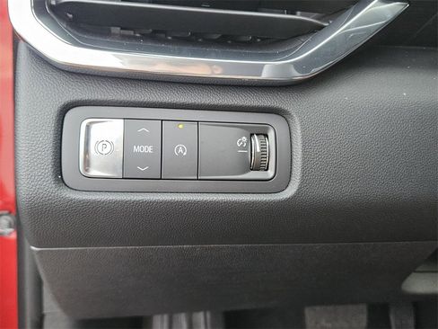 New 2025 GMC Acadia Elevation image 28