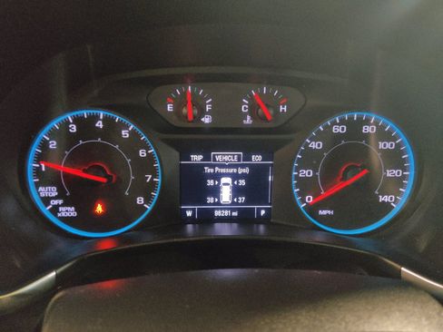 Used 2019 Chevrolet Equinox LS FWD image 23