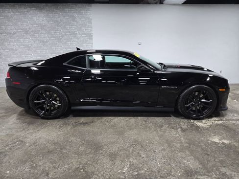 Used 2014 Chevrolet Camaro ZL1 RWD image 3