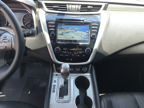 Used 2016 Nissan Murano Platinum w/ Platinum Technology Package FWD image 25