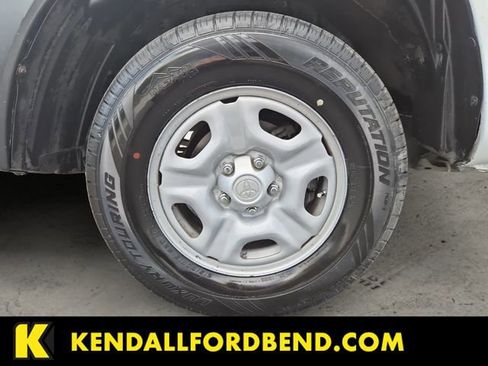 Used 2013 Toyota Tacoma 2WD Regular Cab image 14