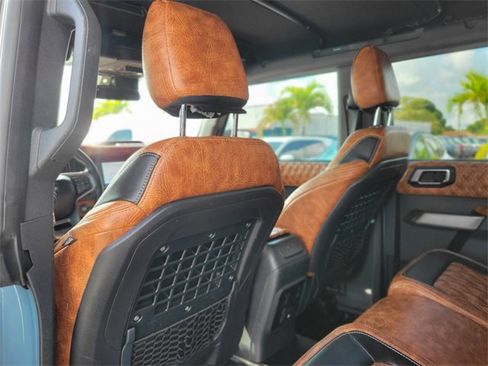 Used 2021 Ford Bronco Black Diamond image 11