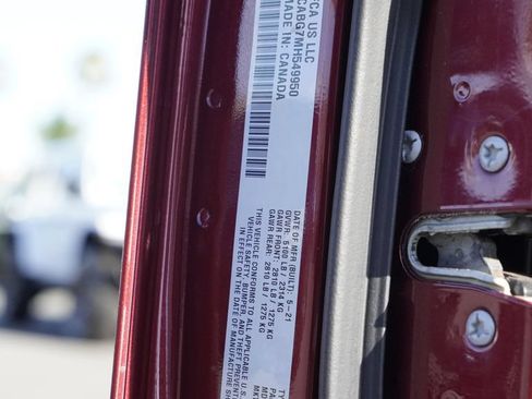 Used 2021 Chrysler 300 S RWD image 33