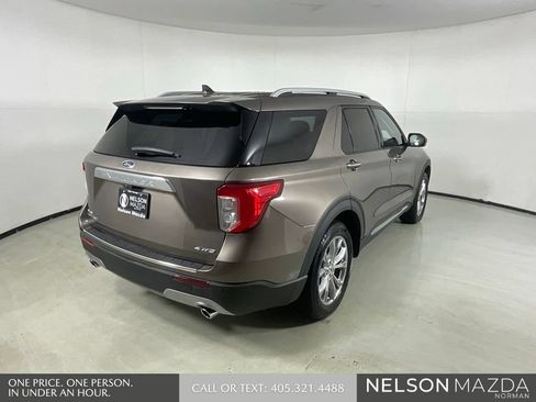 Used 2021 Ford Explorer Limited w/ Equipment Group 301A AWD/4WD image 6