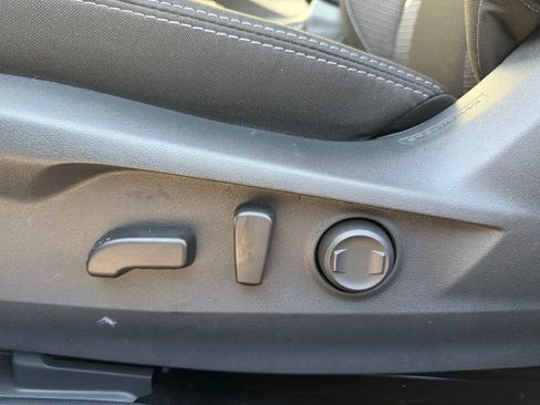 Certified 2025 Subaru Outback Premium w/ Popular Package #1A image 22