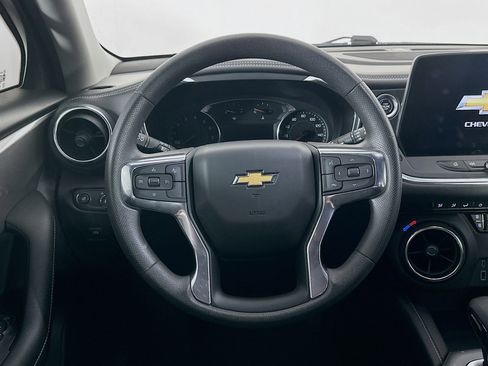 Used 2023 Chevrolet Blazer LT AWD/4WD image 17