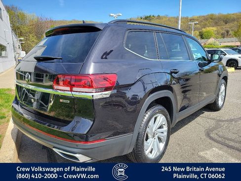 Used 2022 Volkswagen Atlas SE w/ Panoramic Sunroof Package AWD/4WD image 3