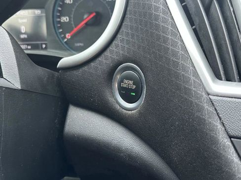 Used 2020 Chevrolet Malibu LS image 18