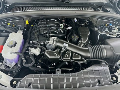 New 2025 Jeep Grand Cherokee L Overland w/ Luxury Tech Group IV image 18