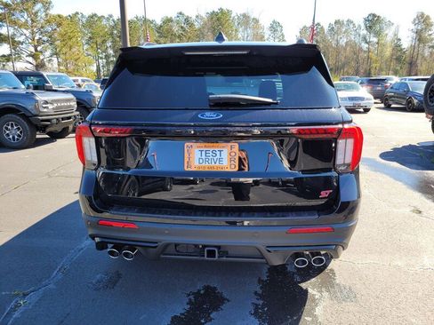 New 2025 Ford Explorer ST image 33