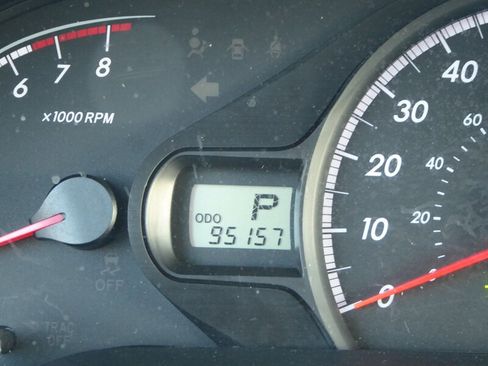 Used 2014 Toyota Sienna LE image 13