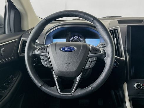 Used 2023 Ford Edge SEL image 18