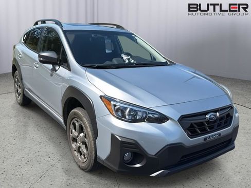 Used 2022 Subaru Crosstrek 2.5i Sport w/ Moonroof Package AWD/4WD image 3