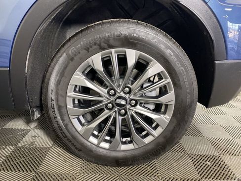 Used 2025 Cadillac XT4 Premium Luxury w/ Cold Weather Package image 34