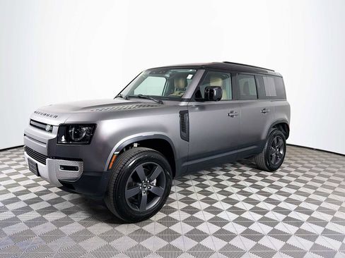 Used 2025 Land Rover Defender 110 S AWD/4WD image 1