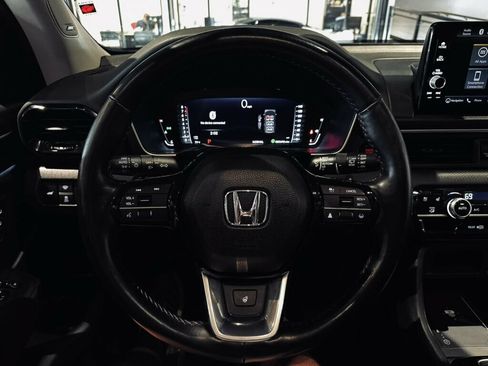 Used 2023 Honda Pilot Elite image 12