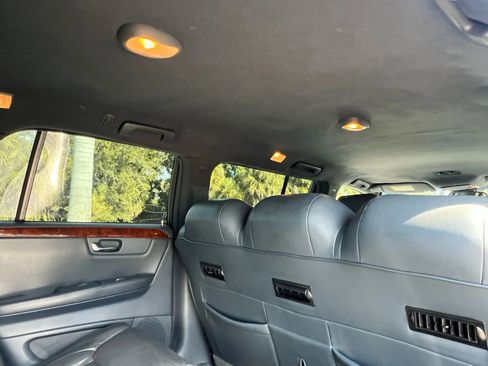 Used 2006 Cadillac DTS image 47