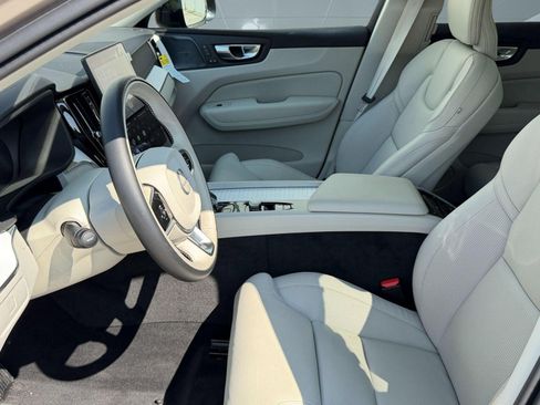 Certified 2026 Volvo XC60 B5 Ultra w/ Climate Package AWD/4WD image 5