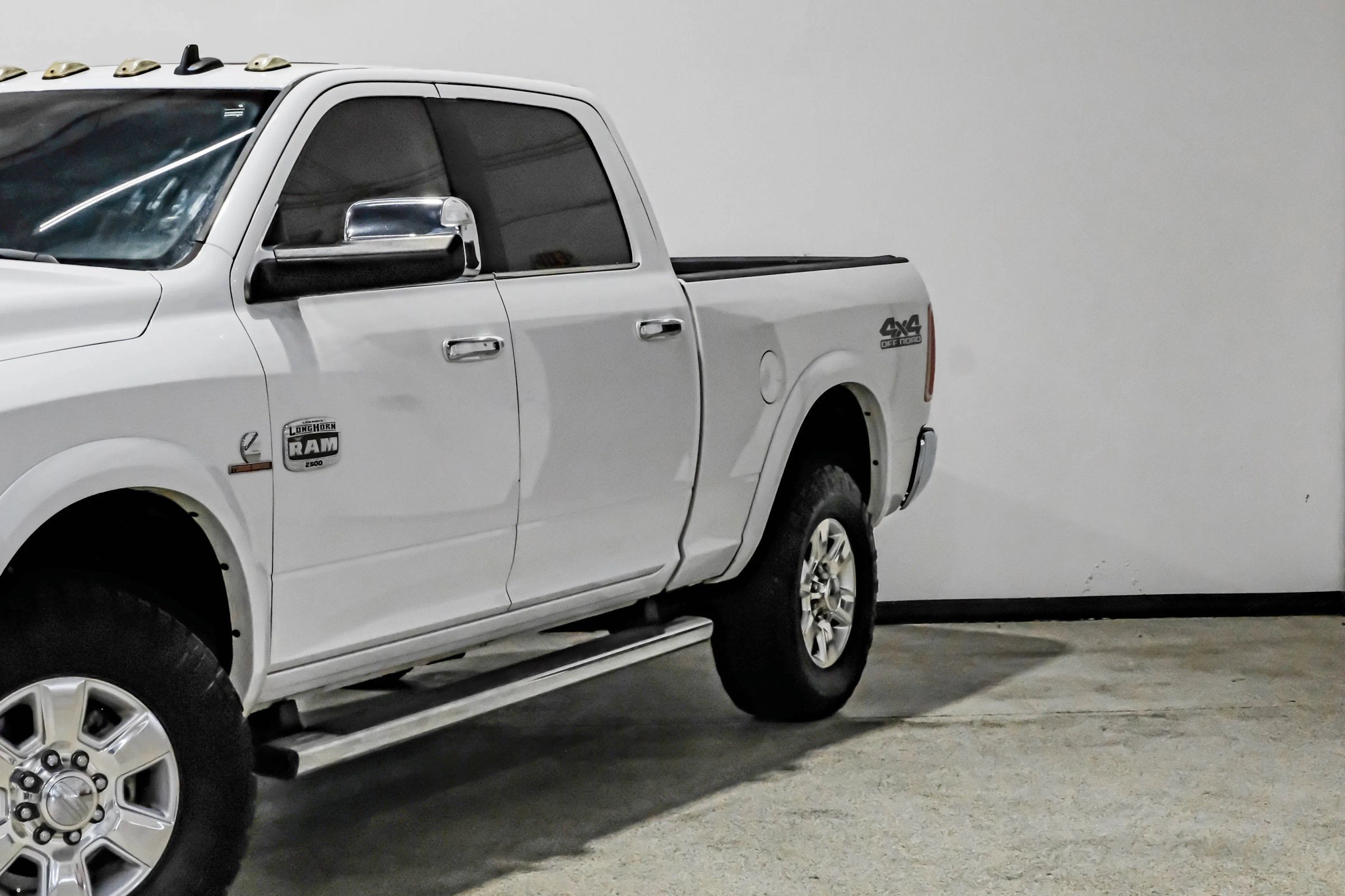 Used 2017 RAM 2500 Longhorn w/ Convenience Group AWD/4WD image 13