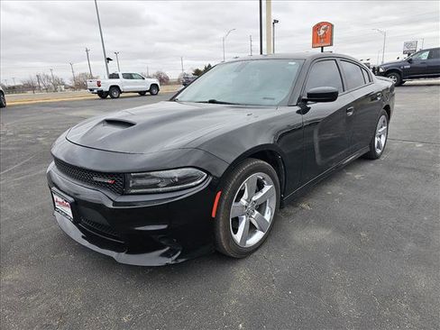 Used 2019 Dodge Charger GT image 7