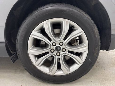 Used 2024 Ford Edge Titanium image 32