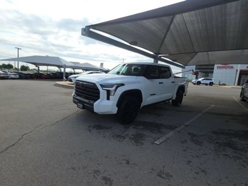 Used 2023 Toyota Tundra SR5 AWD/4WD image 2