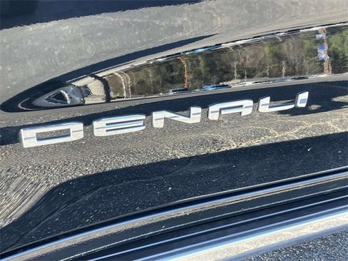 Used 2022 GMC Sierra 1500 Denali image 10