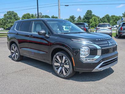 New 2025 Mitsubishi Outlander AWD