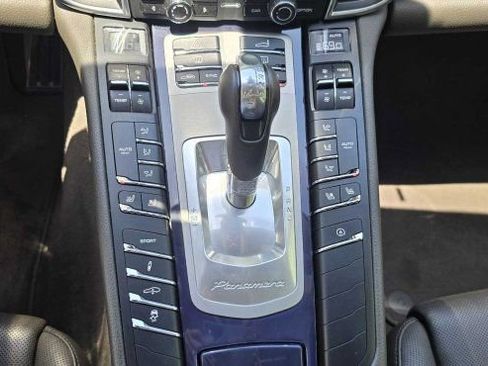 Used 2016 Porsche Panamera 4 AWD/4WD image 22