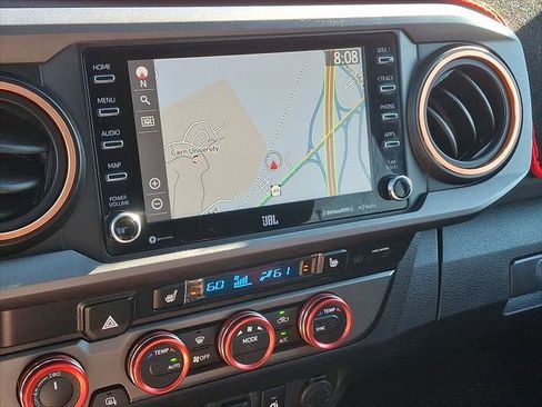 Certified 2020 Toyota Tacoma TRD Sport w/ TRD Premium Sport Package AWD/4WD image 16