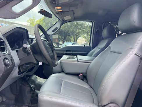Used 2011 Ford F250 XL w/ PWR Equipment Group AWD/4WD image 9