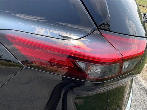 Used 2021 Nissan Rogue SV w/ Premium Package image 27