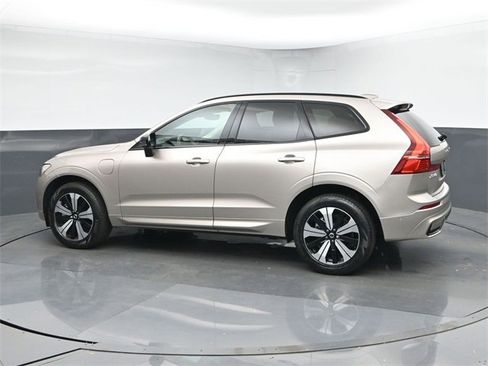 Used 2024 Volvo XC60 T8 Plus w/ Protection Package Premier image 5