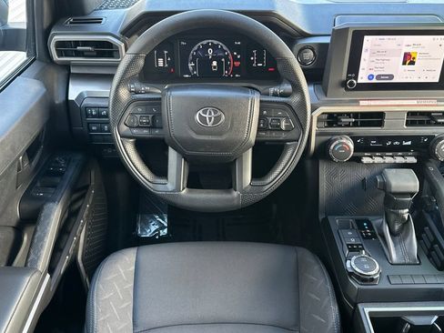 Used 2025 Toyota Tacoma SR5 AWD/4WD image 14