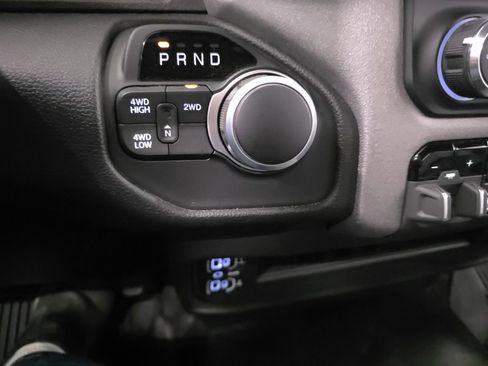Used 2024 RAM 2500 Tradesman AWD/4WD image 18